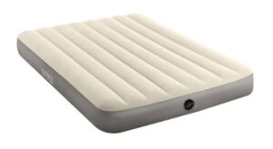 💤 Intex. Colchón hinchable grande. Con medidas 137x191x25cm.