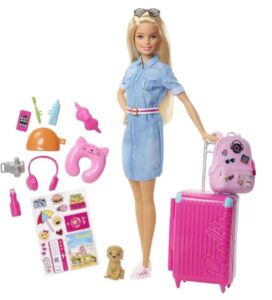 🌟 Barbie Viajera con maleta, perro, pegatinas y más de 10 accesorios.