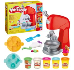 ⭐ Batidora mágica de Play-Doh. Con 5 botes de plastilina de colores.