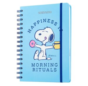 Agenda escolar con pegatinas e ilustraciones